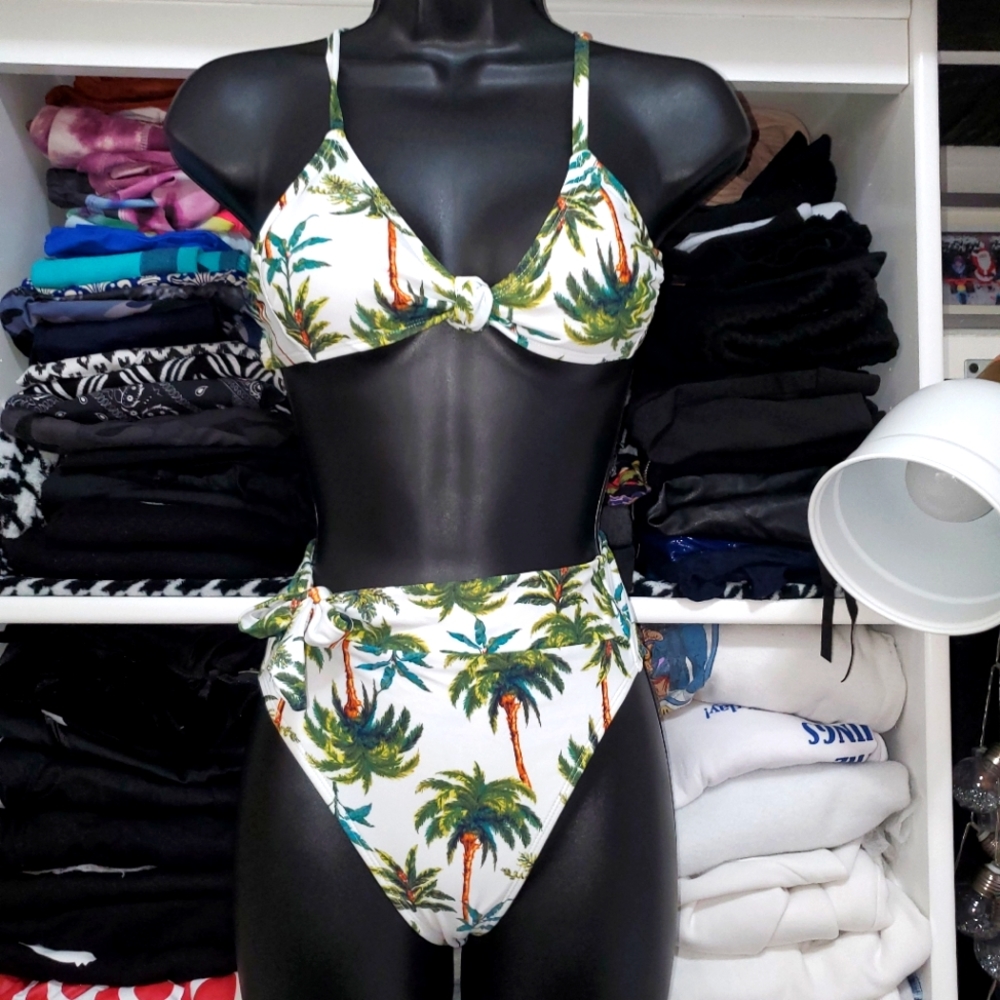 High waisted bikini